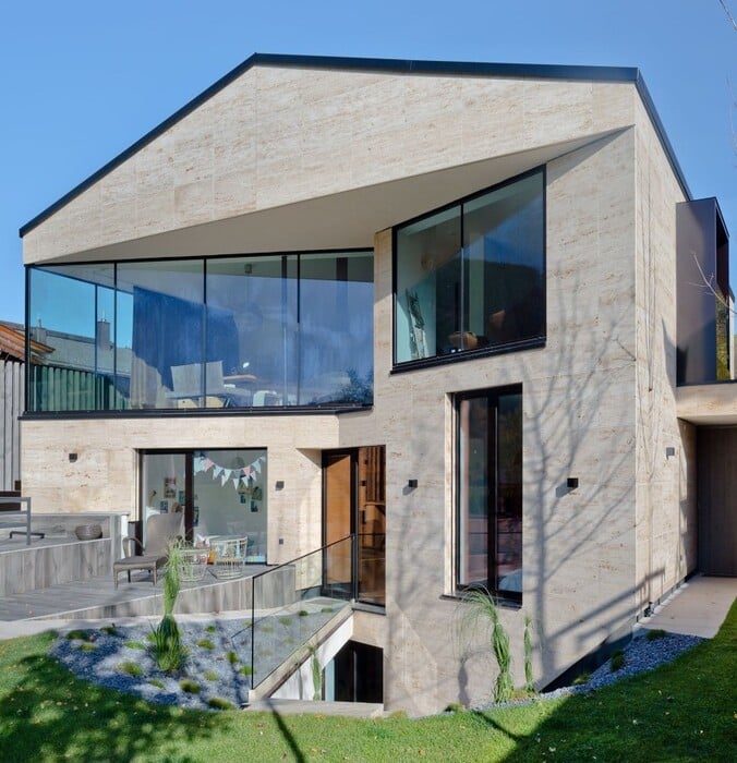 B_Hinterlu_ftete_Fassade_Sto_2